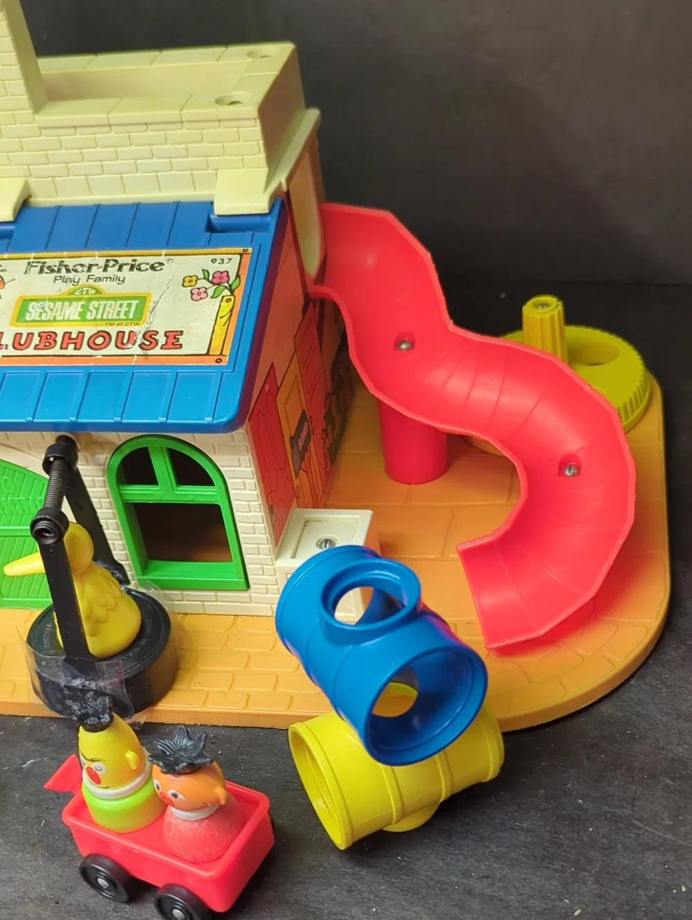 #7 Sesame Street Clubhouse #937, & figures, little people Fisher Price